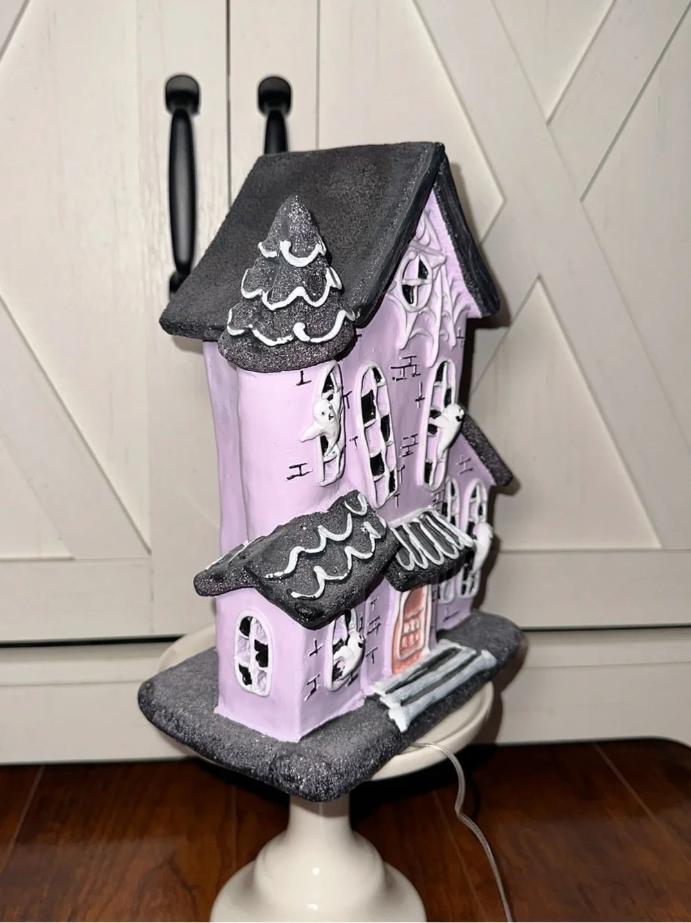 Goblin & Ghoul Lavender Ghost LED Haunted House Halloween Decor